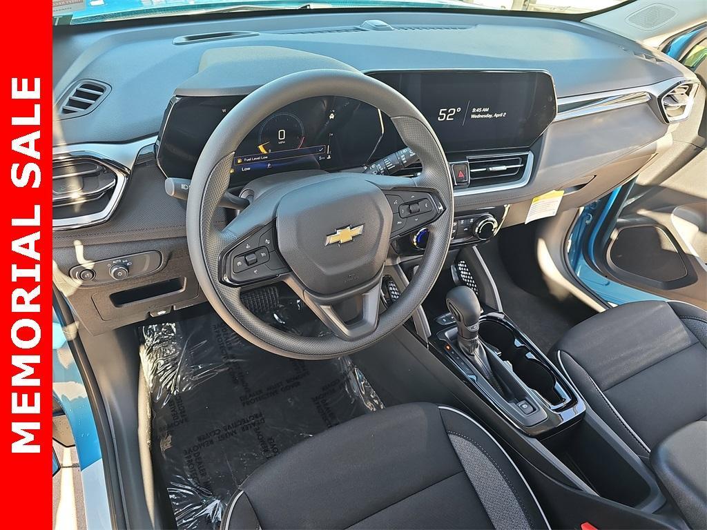 new 2025 Chevrolet TrailBlazer car, priced at $26,488