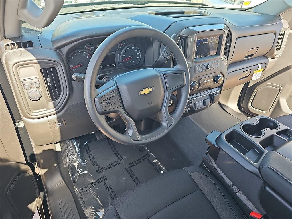 new 2025 Chevrolet Silverado 1500 car, priced at $42,208