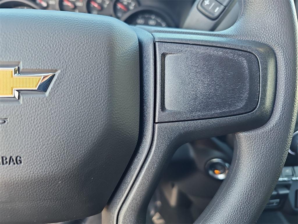 new 2025 Chevrolet Silverado 1500 car, priced at $42,208