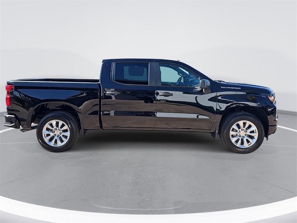 new 2025 Chevrolet Silverado 1500 car, priced at $42,208