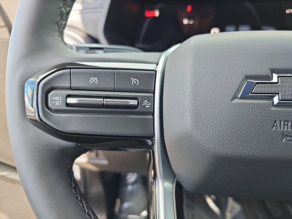 new 2026 Chevrolet Colorado car, priced at $41,988