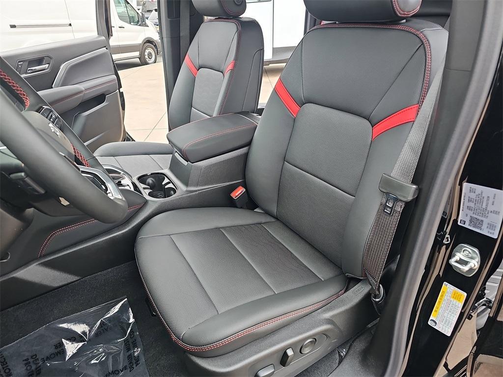 new 2025 Chevrolet Colorado car, priced at $48,165