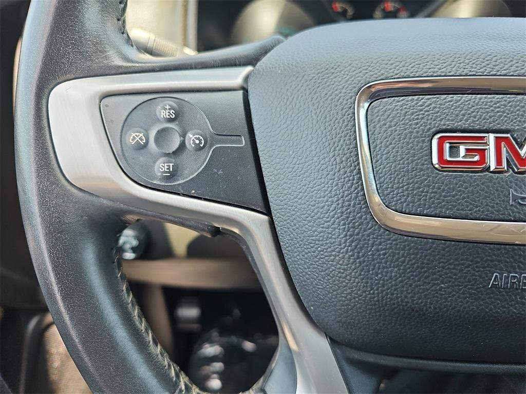 used 2022 GMC Canyon car, priced at $27,994