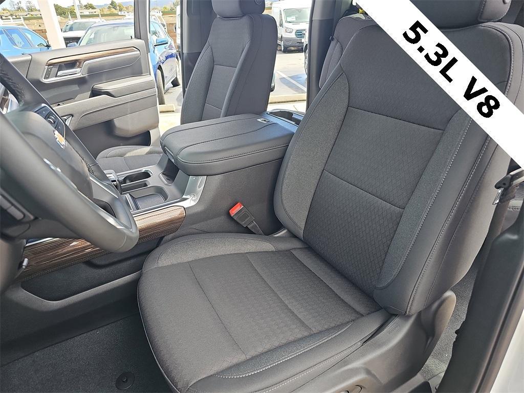 new 2025 Chevrolet Silverado 1500 car, priced at $45,869