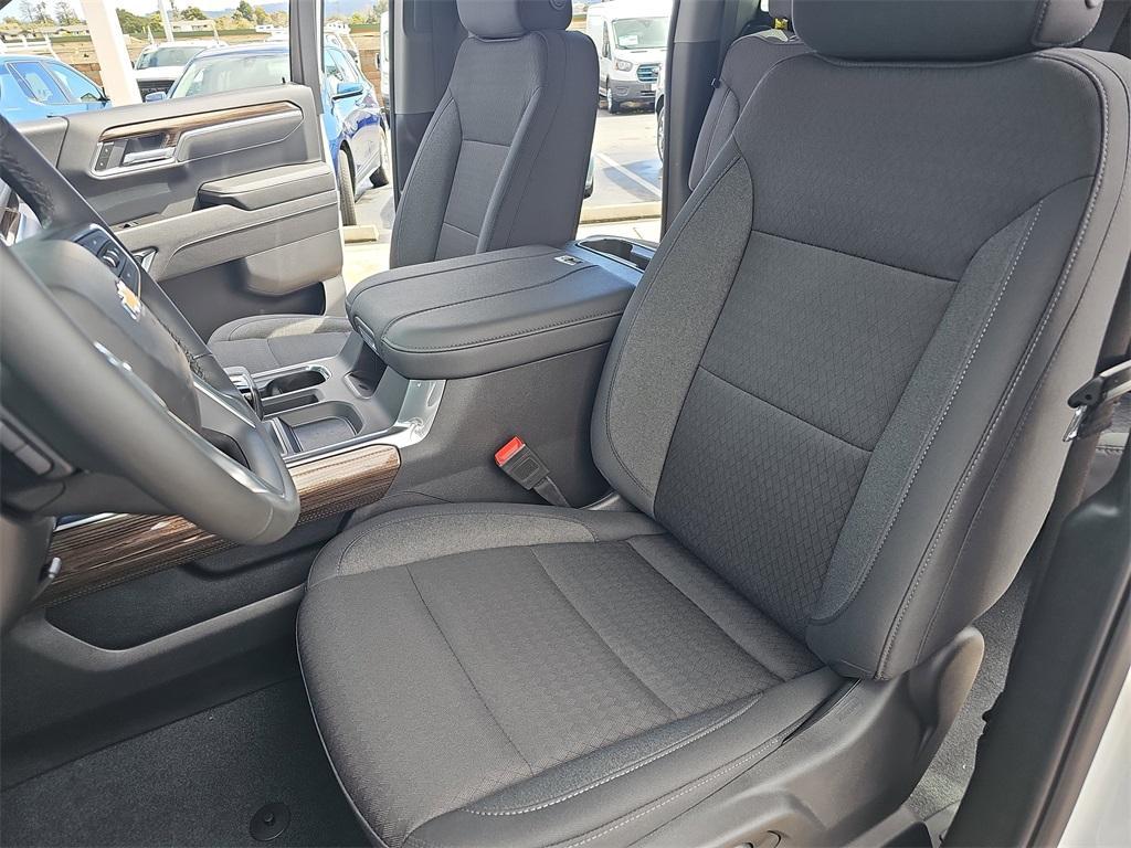 new 2025 Chevrolet Silverado 1500 car, priced at $45,119