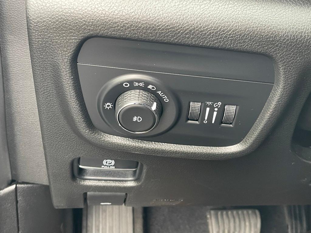 used 2021 Jeep Grand Cherokee L car, priced at $30,495