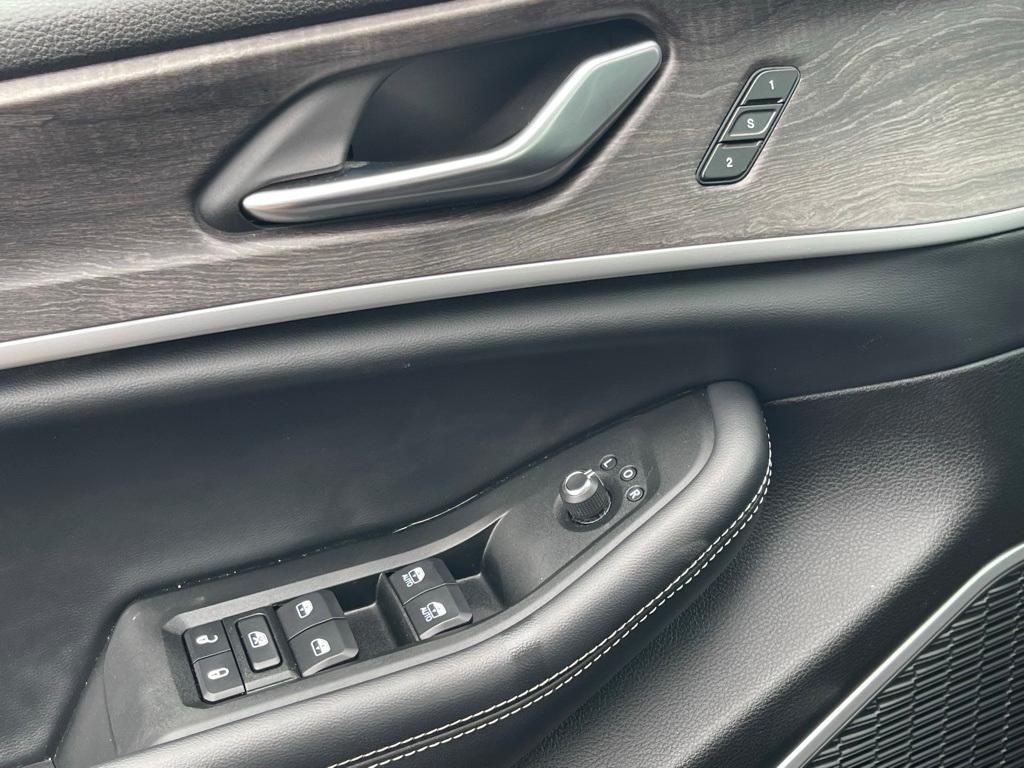 used 2021 Jeep Grand Cherokee L car, priced at $30,495