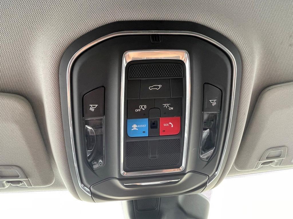 used 2021 Jeep Grand Cherokee L car, priced at $30,495
