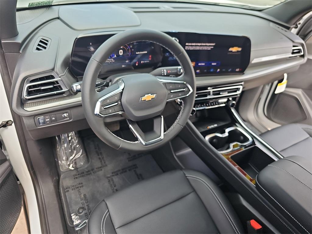 new 2025 Chevrolet Traverse car, priced at $46,195