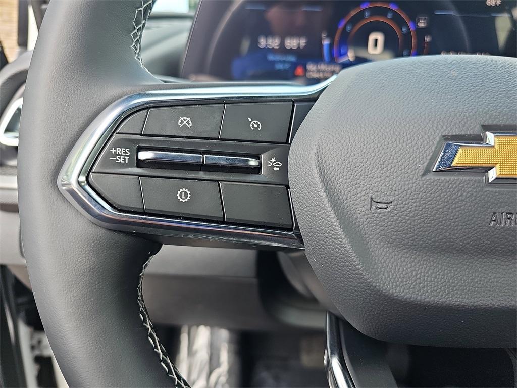 new 2025 Chevrolet Traverse car, priced at $46,195