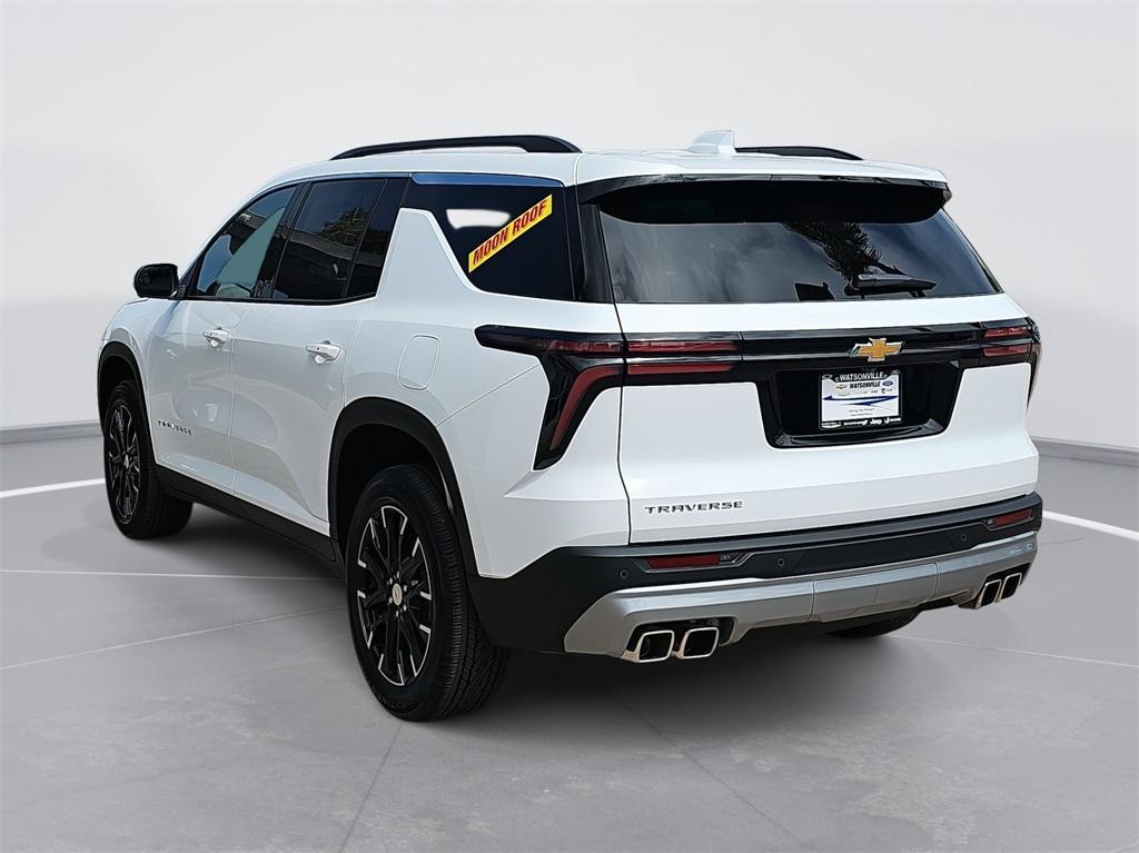 new 2025 Chevrolet Traverse car, priced at $46,195