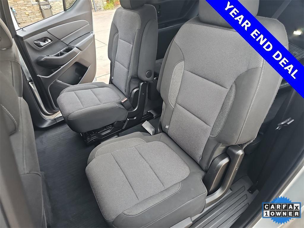 used 2022 Chevrolet Traverse car, priced at $28,997