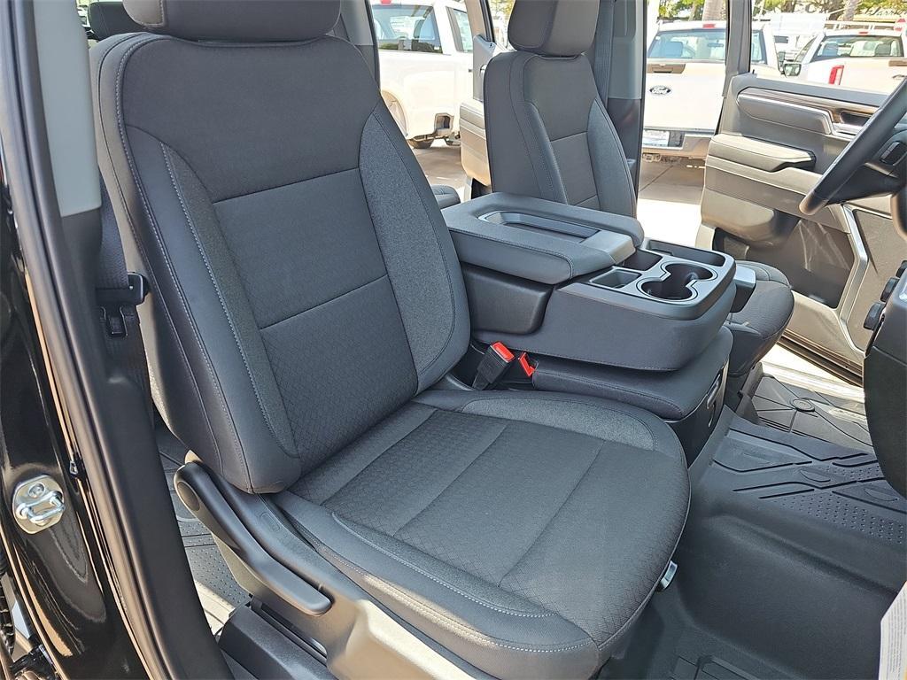 new 2025 Chevrolet Silverado 1500 car, priced at $50,945