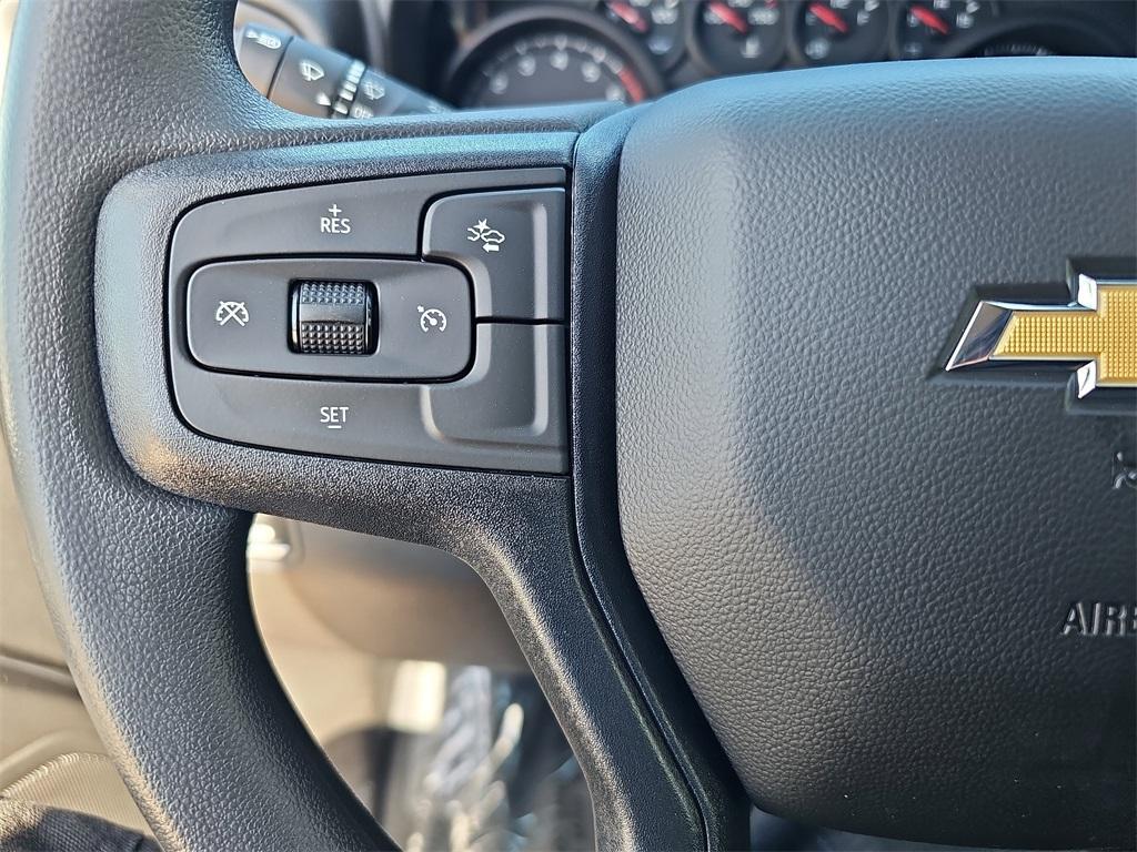 new 2025 Chevrolet Silverado 1500 car, priced at $42,821