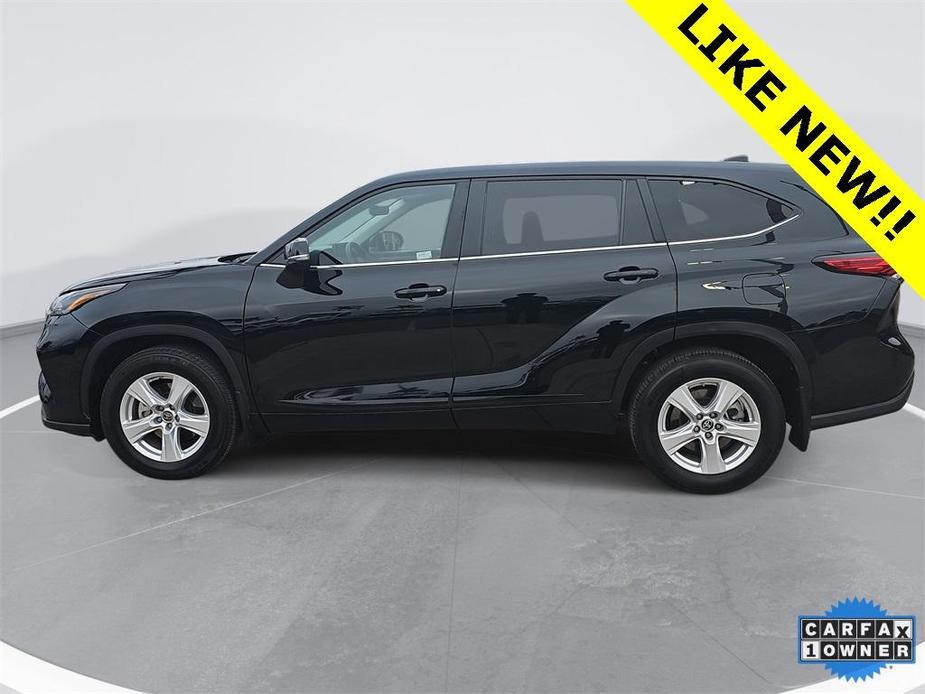 used 2023 Toyota Highlander car, priced at $33,997