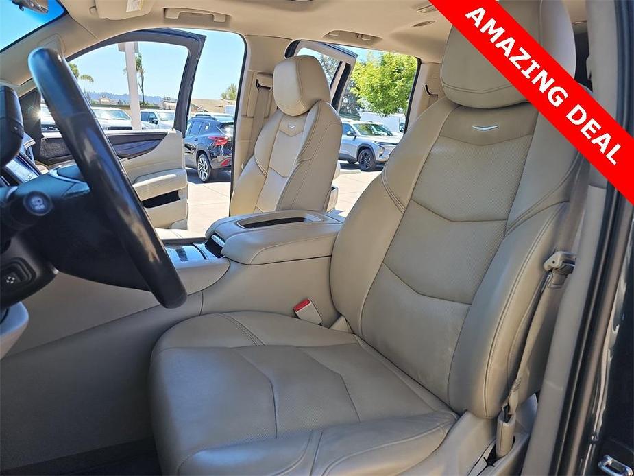 used 2020 Cadillac Escalade ESV car, priced at $35,988