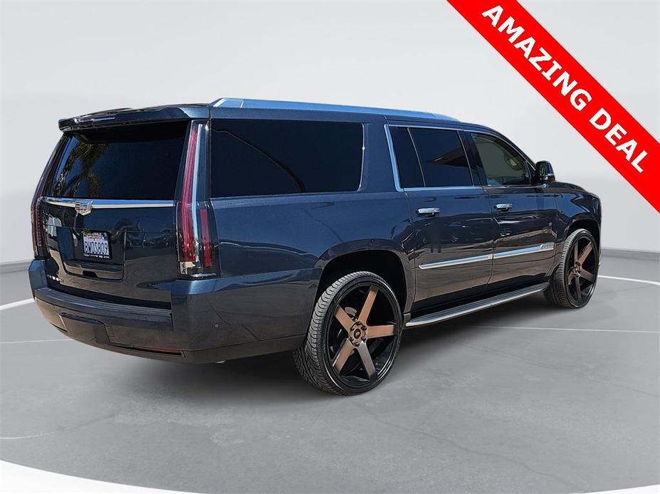 used 2020 Cadillac Escalade ESV car, priced at $35,988