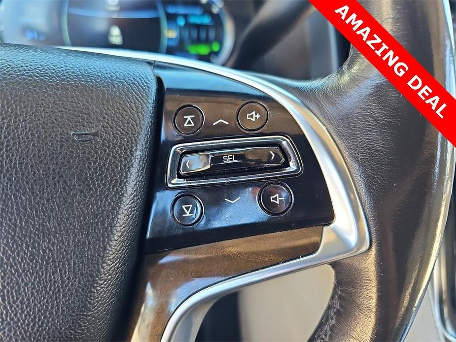 used 2020 Cadillac Escalade ESV car, priced at $35,988