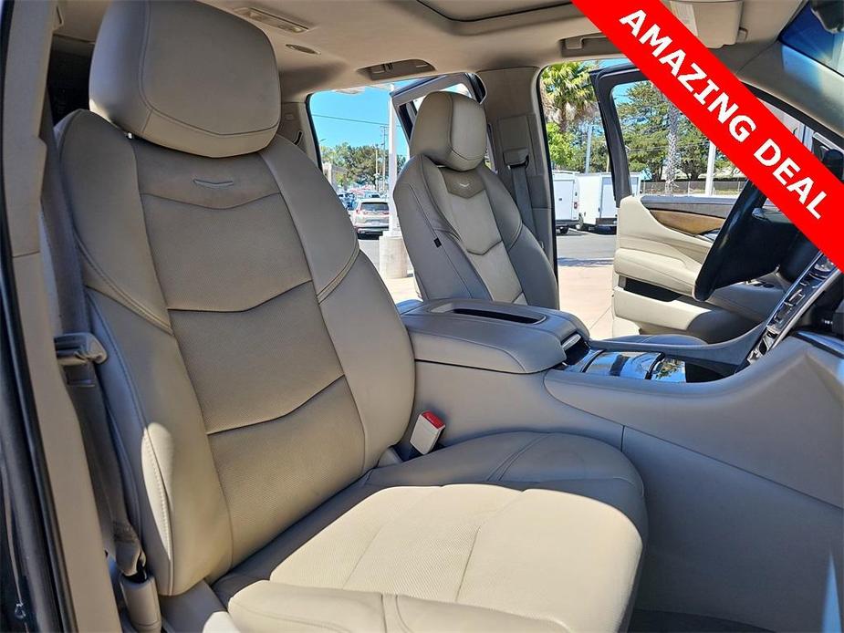 used 2020 Cadillac Escalade ESV car, priced at $35,988