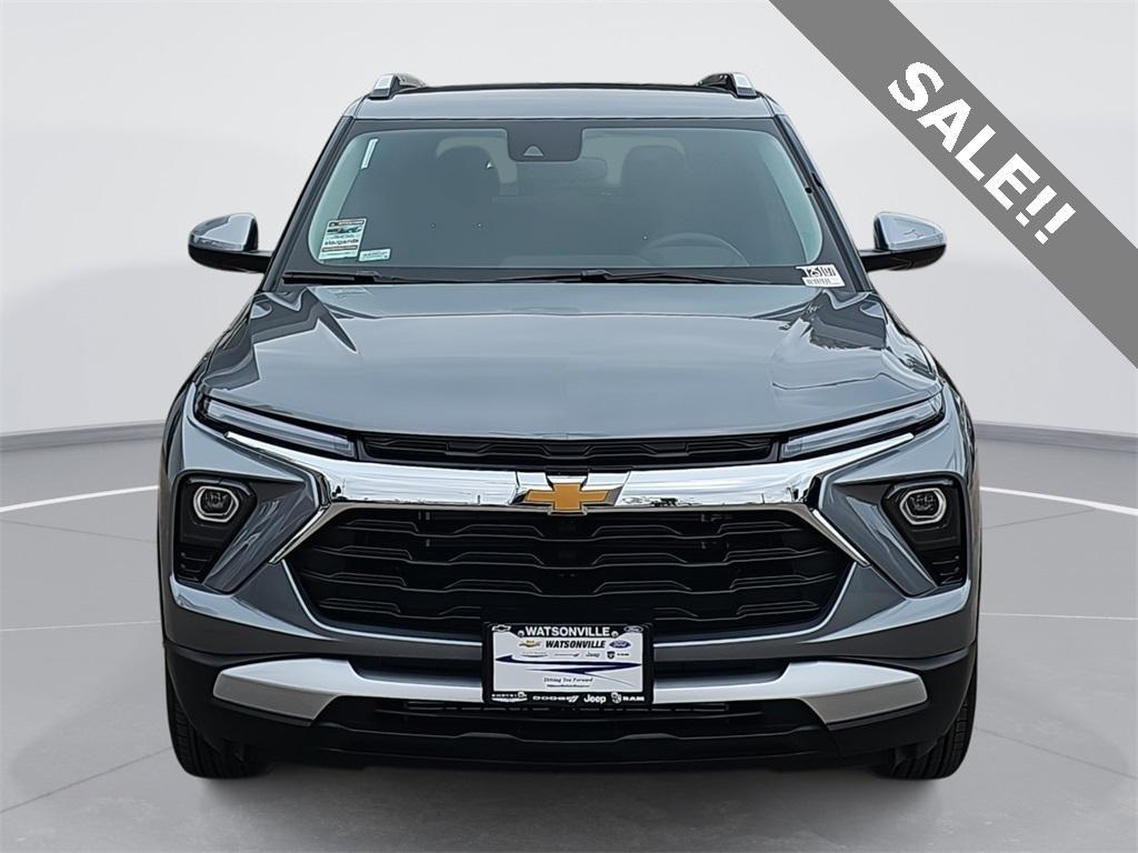 new 2025 Chevrolet TrailBlazer car, priced at $25,984