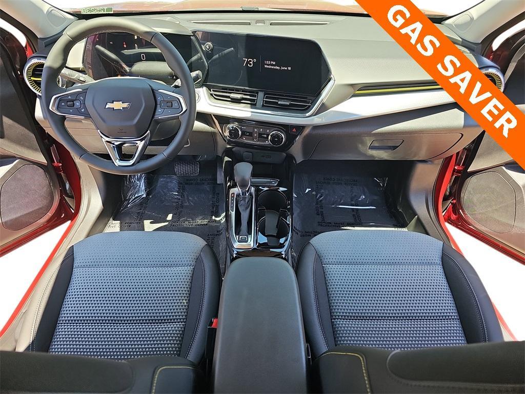 new 2025 Chevrolet Trax car, priced at $26,084