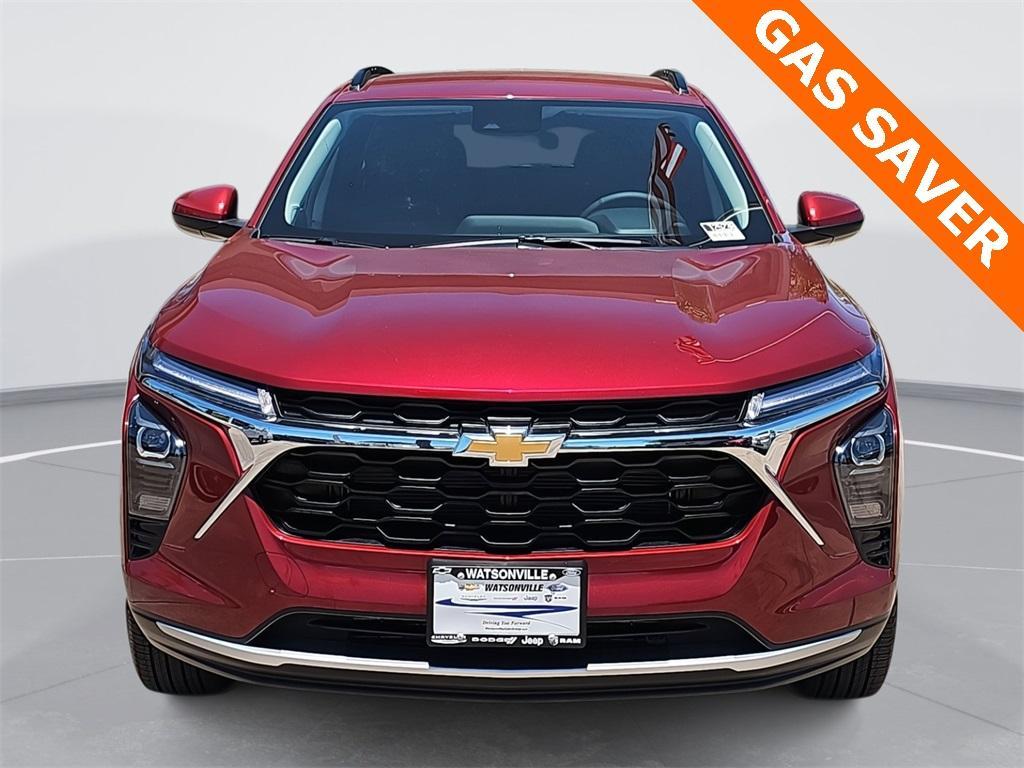 new 2025 Chevrolet Trax car, priced at $26,084