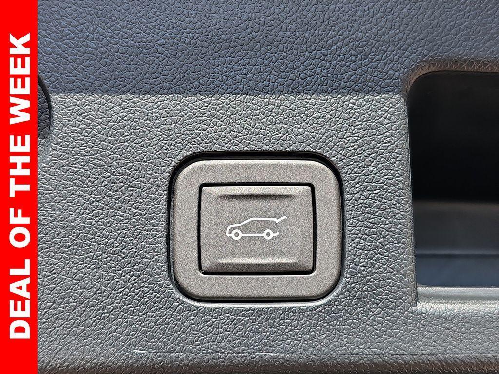 new 2026 Chevrolet Equinox car, priced at $32,288