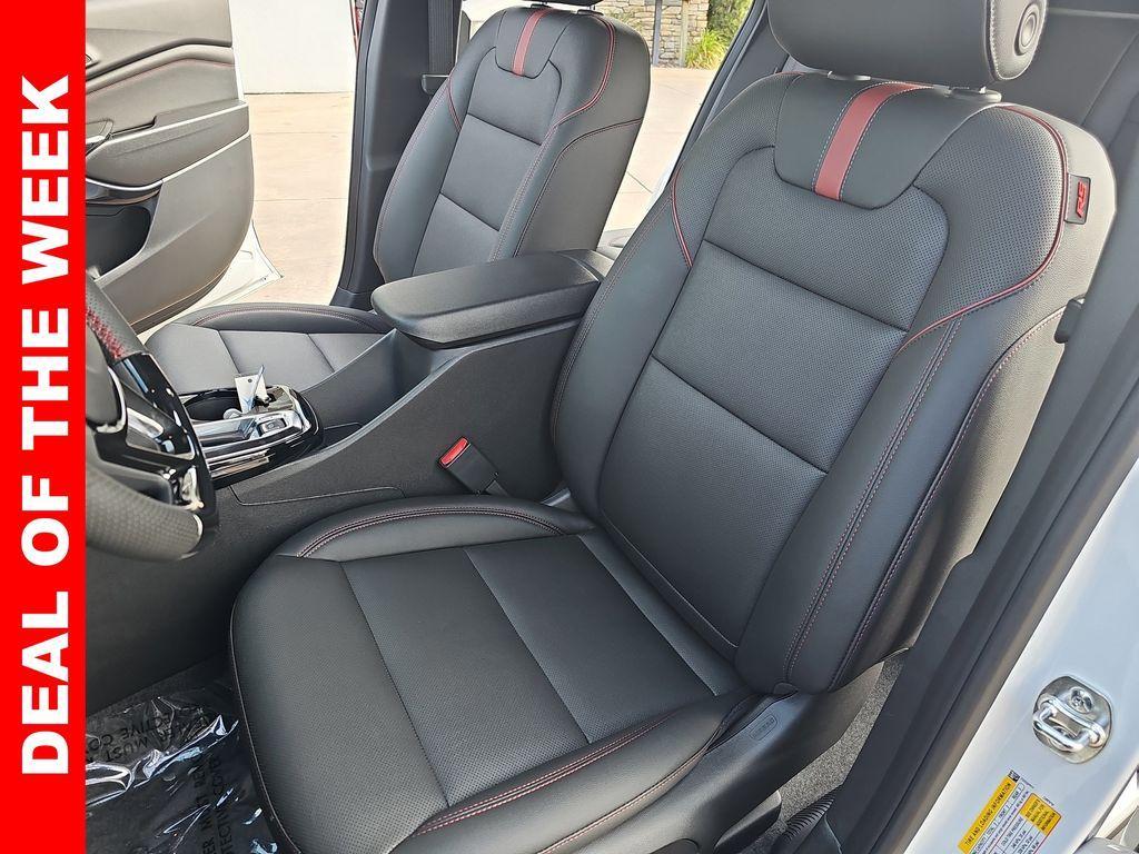 new 2025 Chevrolet Trax car, priced at $24,688