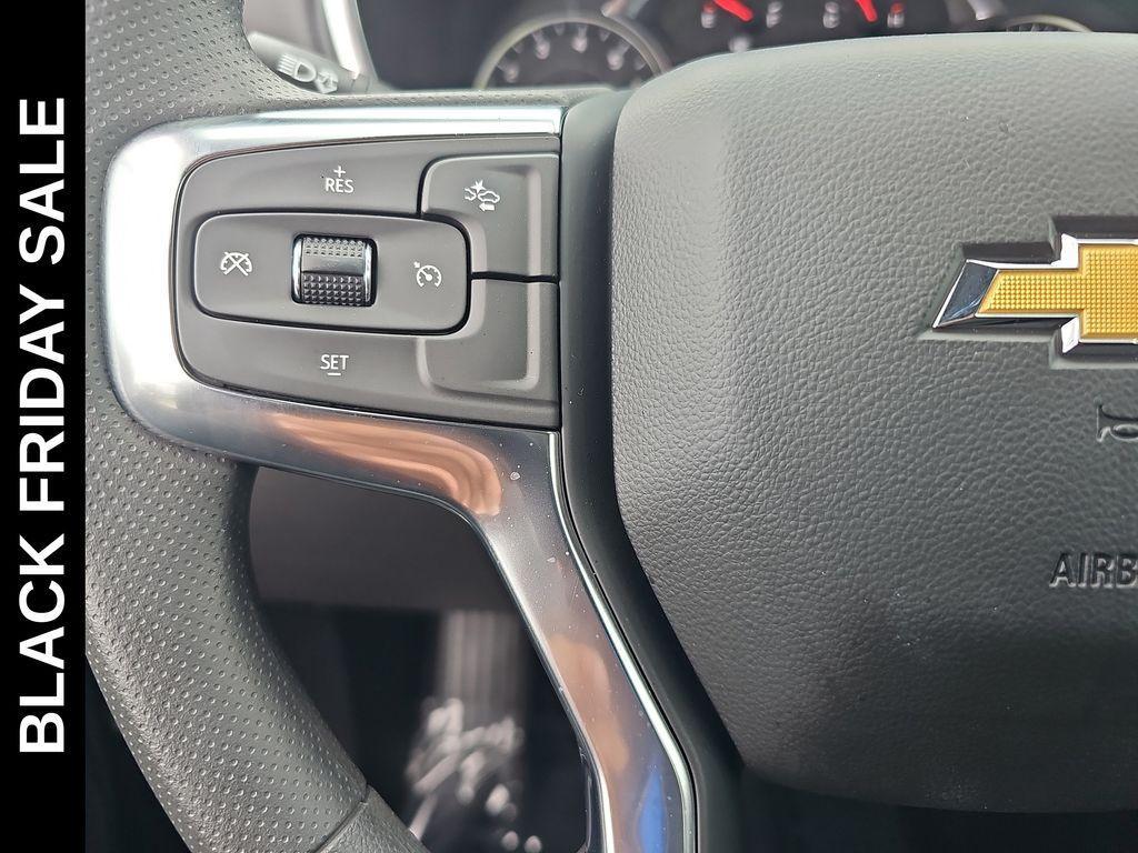 new 2025 Chevrolet Blazer car, priced at $32,495