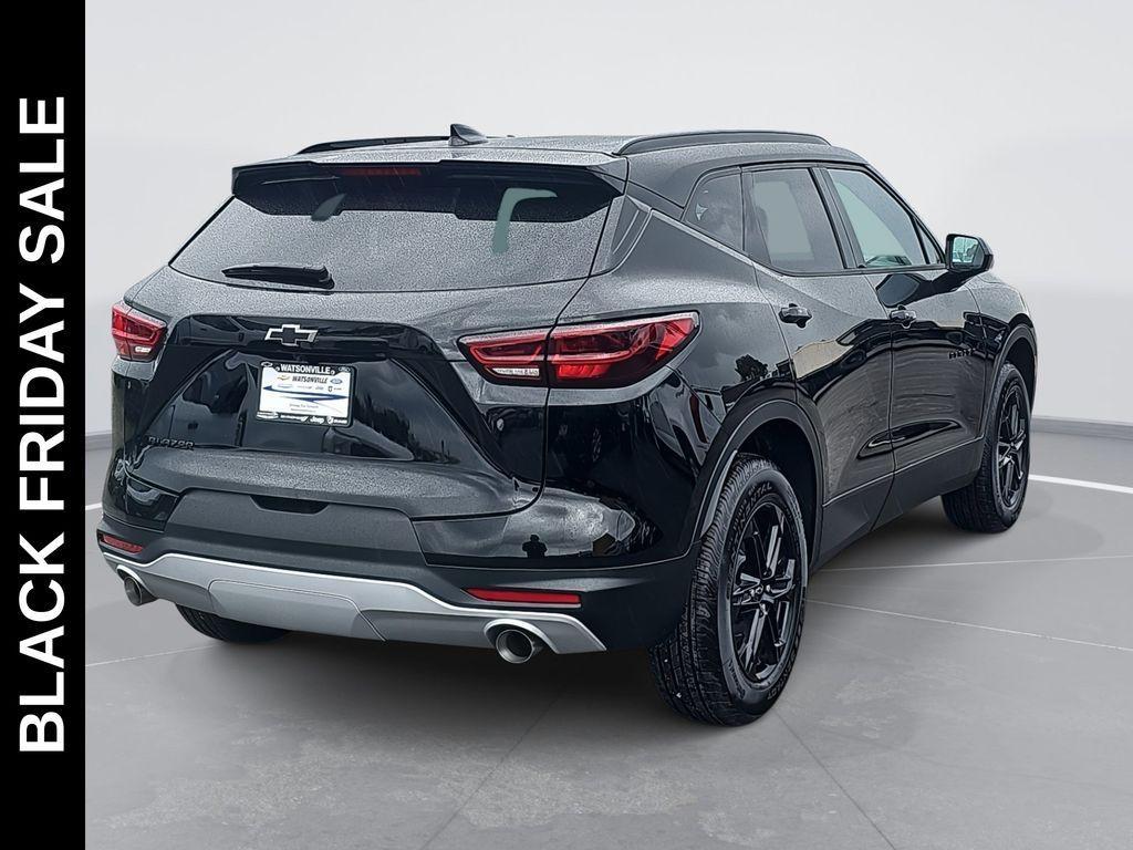 new 2025 Chevrolet Blazer car, priced at $32,495
