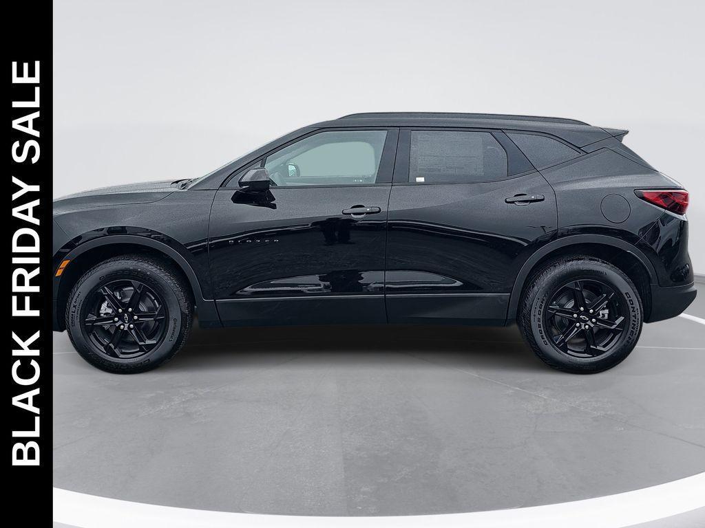 new 2025 Chevrolet Blazer car, priced at $32,495
