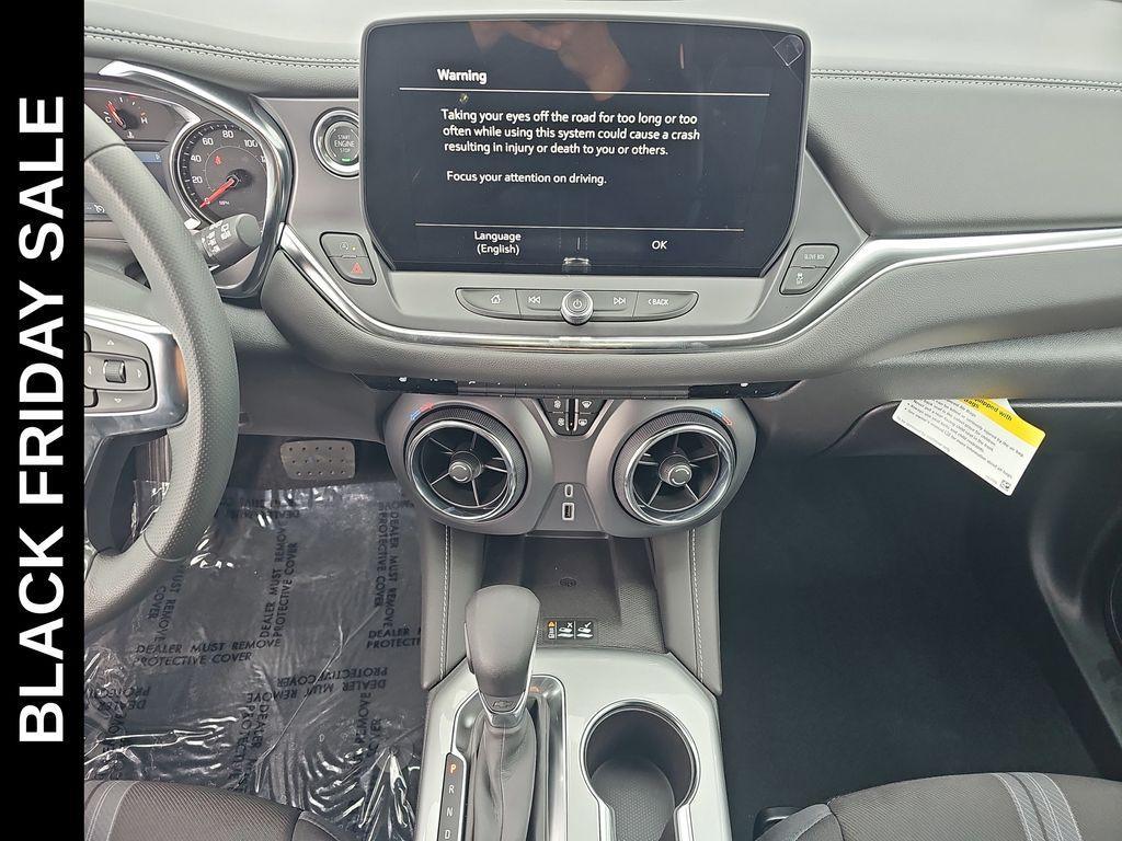 new 2025 Chevrolet Blazer car, priced at $32,495