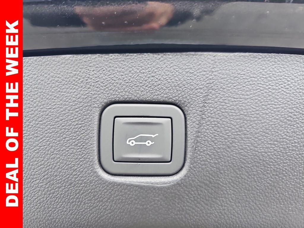 new 2025 Chevrolet Blazer car, priced at $32,888