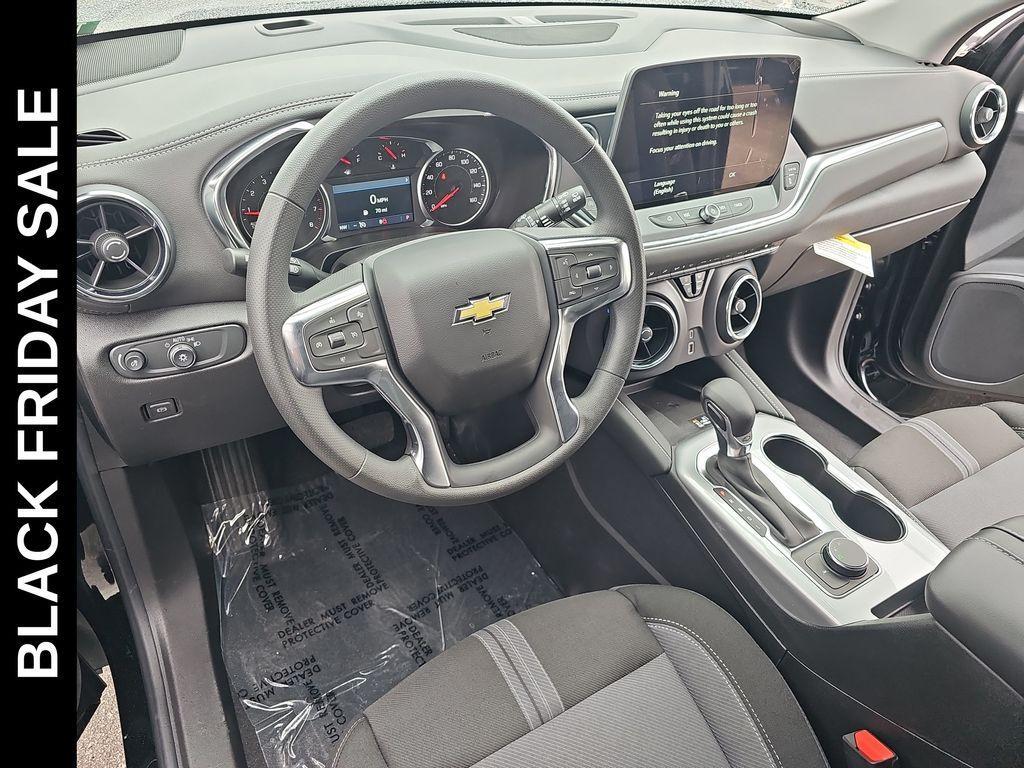new 2025 Chevrolet Blazer car, priced at $32,495