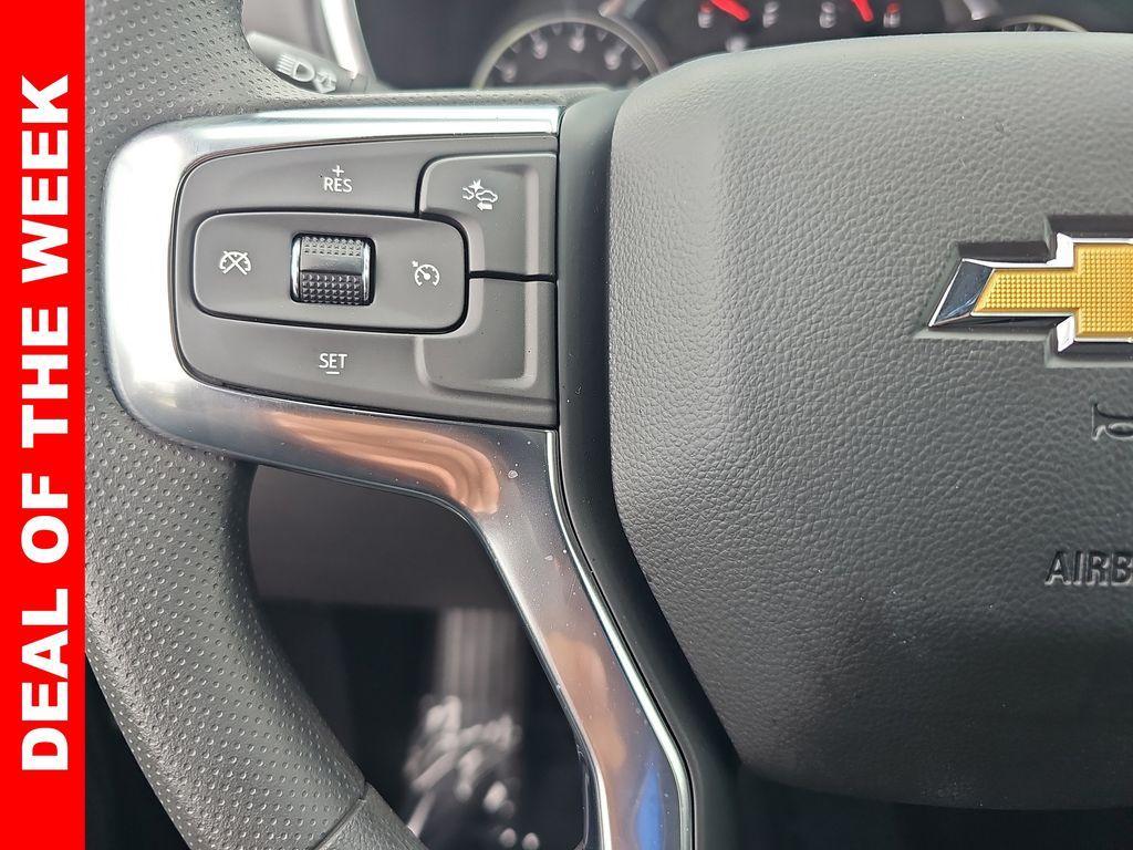 new 2025 Chevrolet Blazer car, priced at $32,888