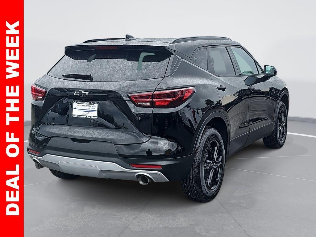 new 2025 Chevrolet Blazer car, priced at $32,888