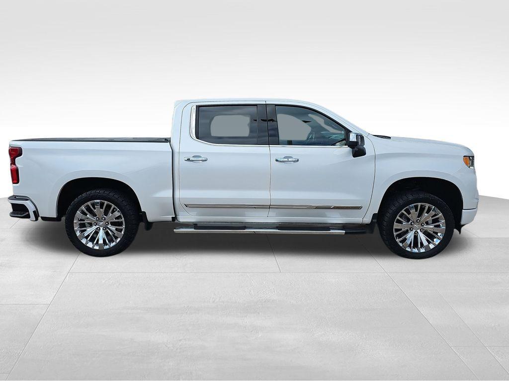 used 2022 Chevrolet Silverado 1500 car, priced at $41,998