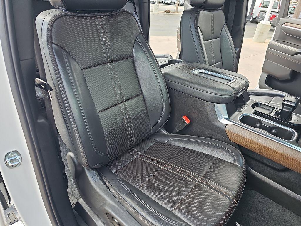 used 2022 Chevrolet Silverado 1500 car, priced at $41,998