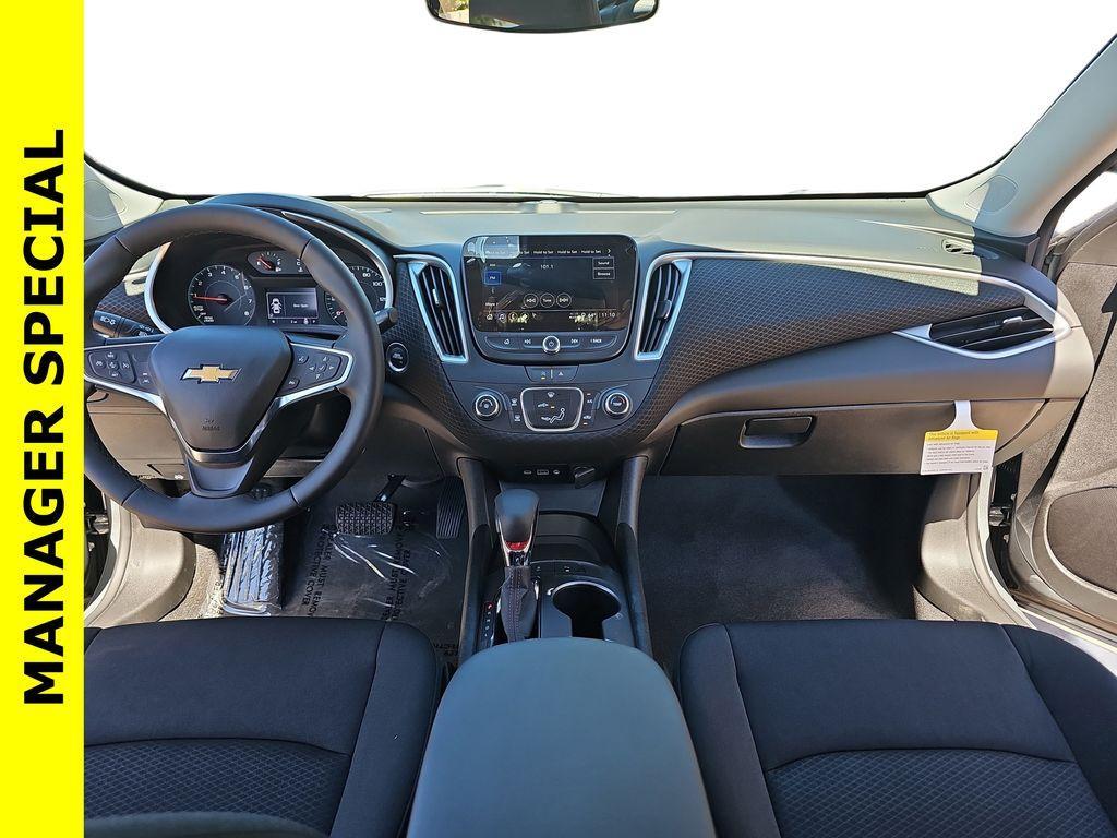 new 2025 Chevrolet Malibu car, priced at $25,410