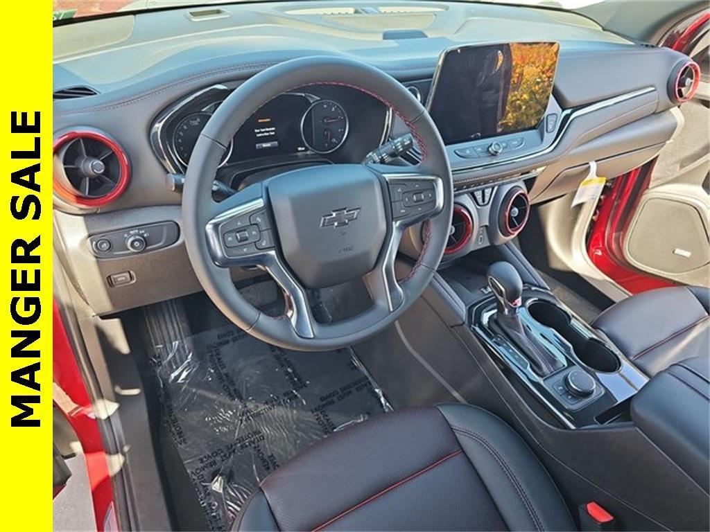 new 2025 Chevrolet Blazer car, priced at $44,978