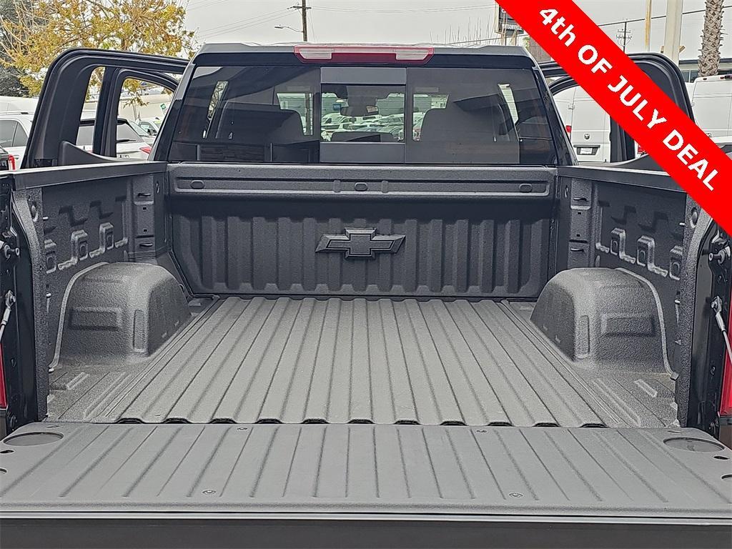 new 2025 Chevrolet Silverado 1500 car, priced at $60,040