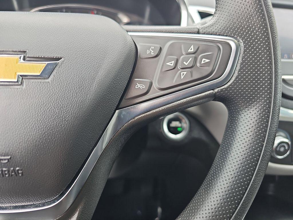 used 2023 Chevrolet Equinox car, priced at $18,490