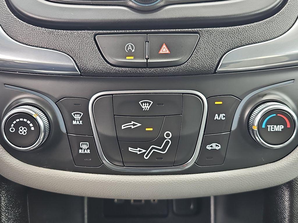 used 2023 Chevrolet Equinox car, priced at $18,490
