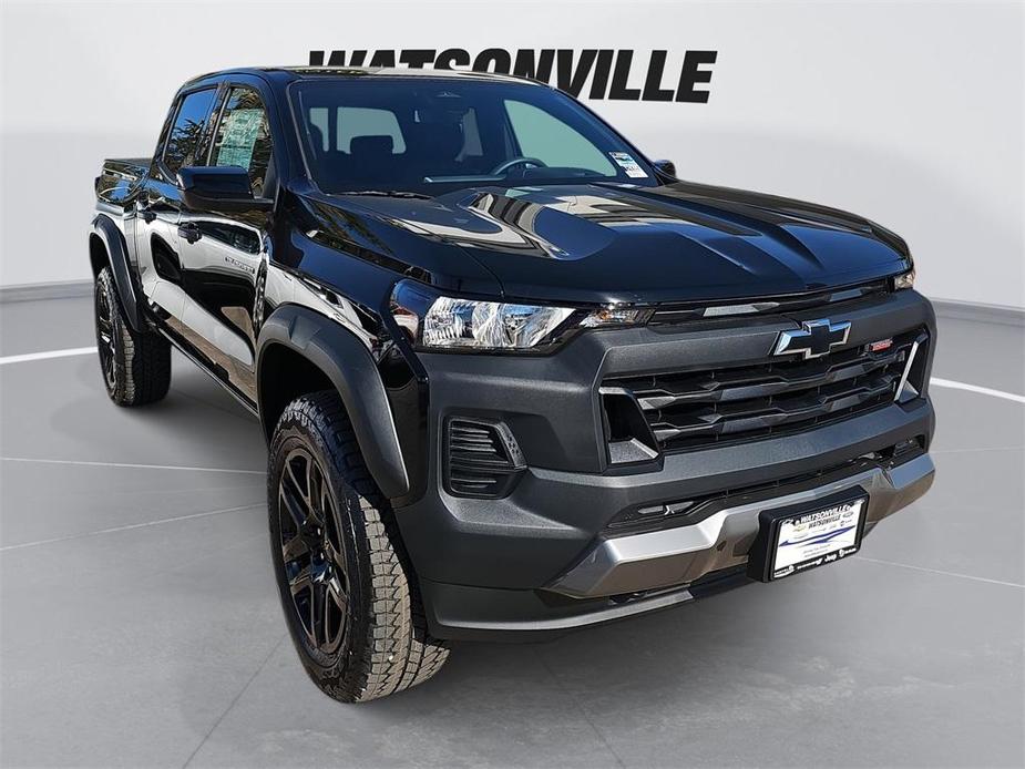 new 2024 Chevrolet Colorado car, priced at $42,045