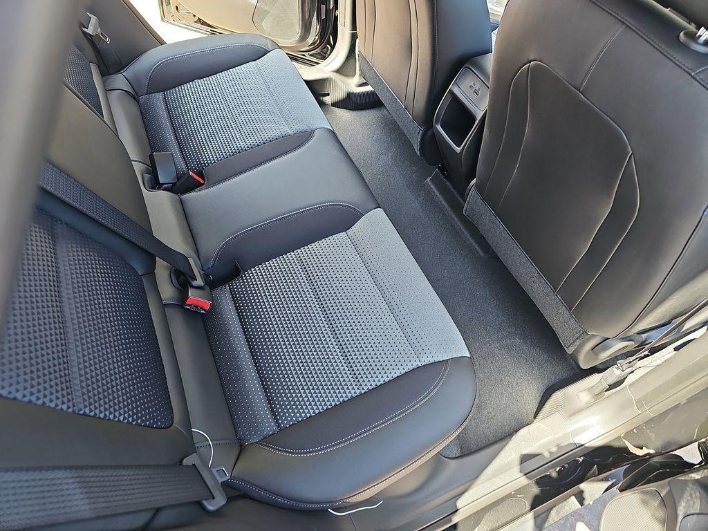 new 2025 Chevrolet Trax car