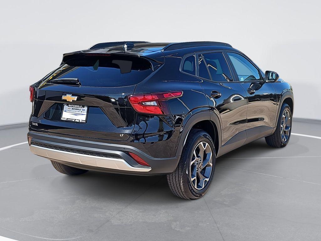 new 2025 Chevrolet Trax car