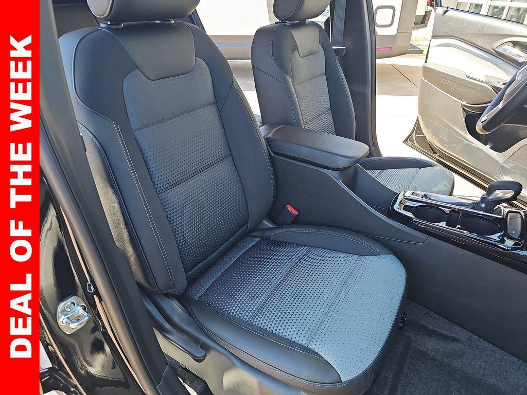 new 2025 Chevrolet Trax car, priced at $23,088