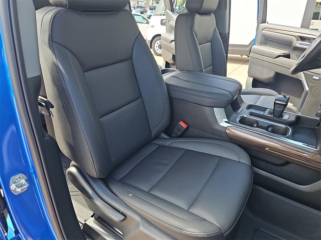 new 2025 Chevrolet Silverado 1500 car, priced at $57,885