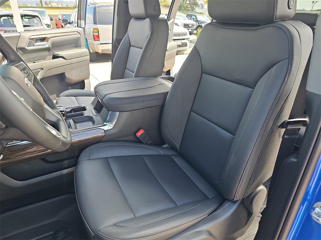 new 2025 Chevrolet Silverado 1500 car, priced at $57,885