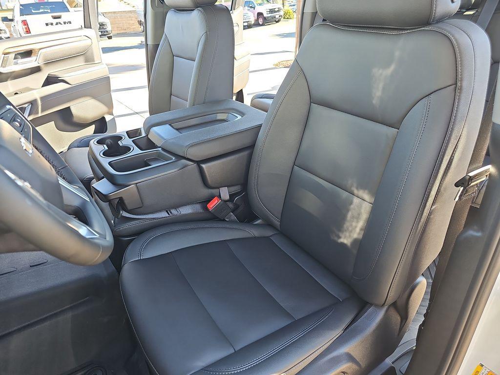 new 2026 Chevrolet Silverado 1500 car, priced at $52,998